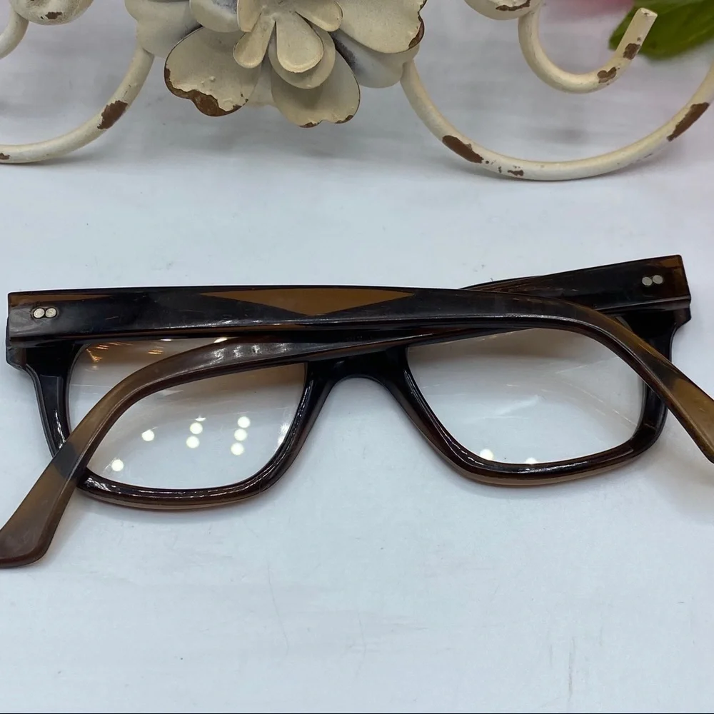 Brown Vintage Small Glasses Made in‎ USA